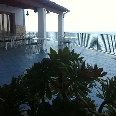 Hotel Rocce Azzurre Lipari  Extérieur photo