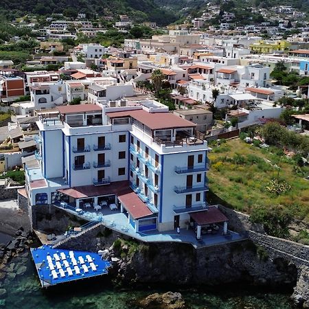 Hotel Rocce Azzurre Lipari  Extérieur photo