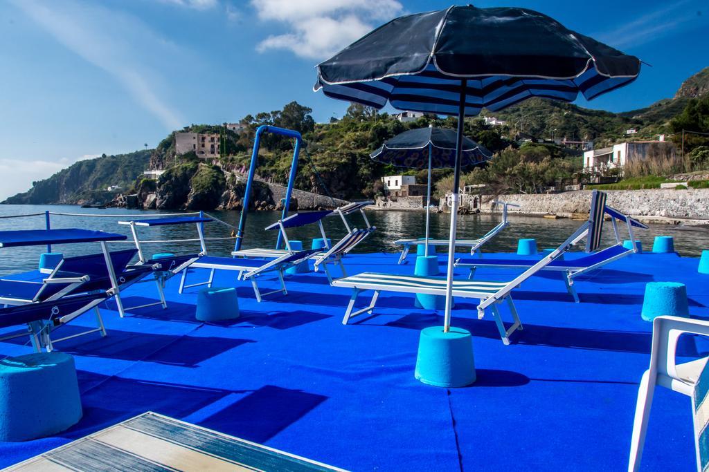 Hotel Rocce Azzurre Lipari  Extérieur photo
