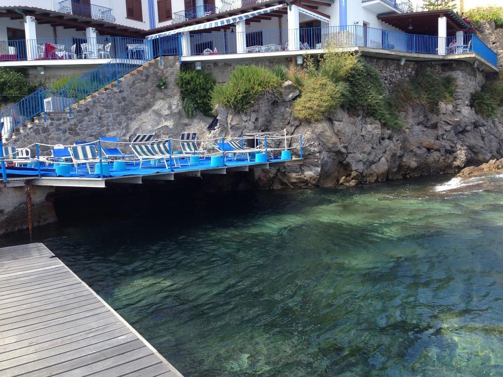 Hotel Rocce Azzurre Lipari  Extérieur photo